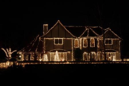 Get Your Property Prepared With Expert Christmas Light Installation